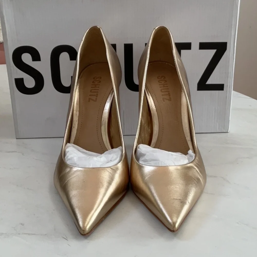 Schutz Lou Pin Heel size: 7.5
